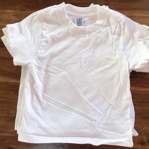 New blank white t shirts, size 4T!